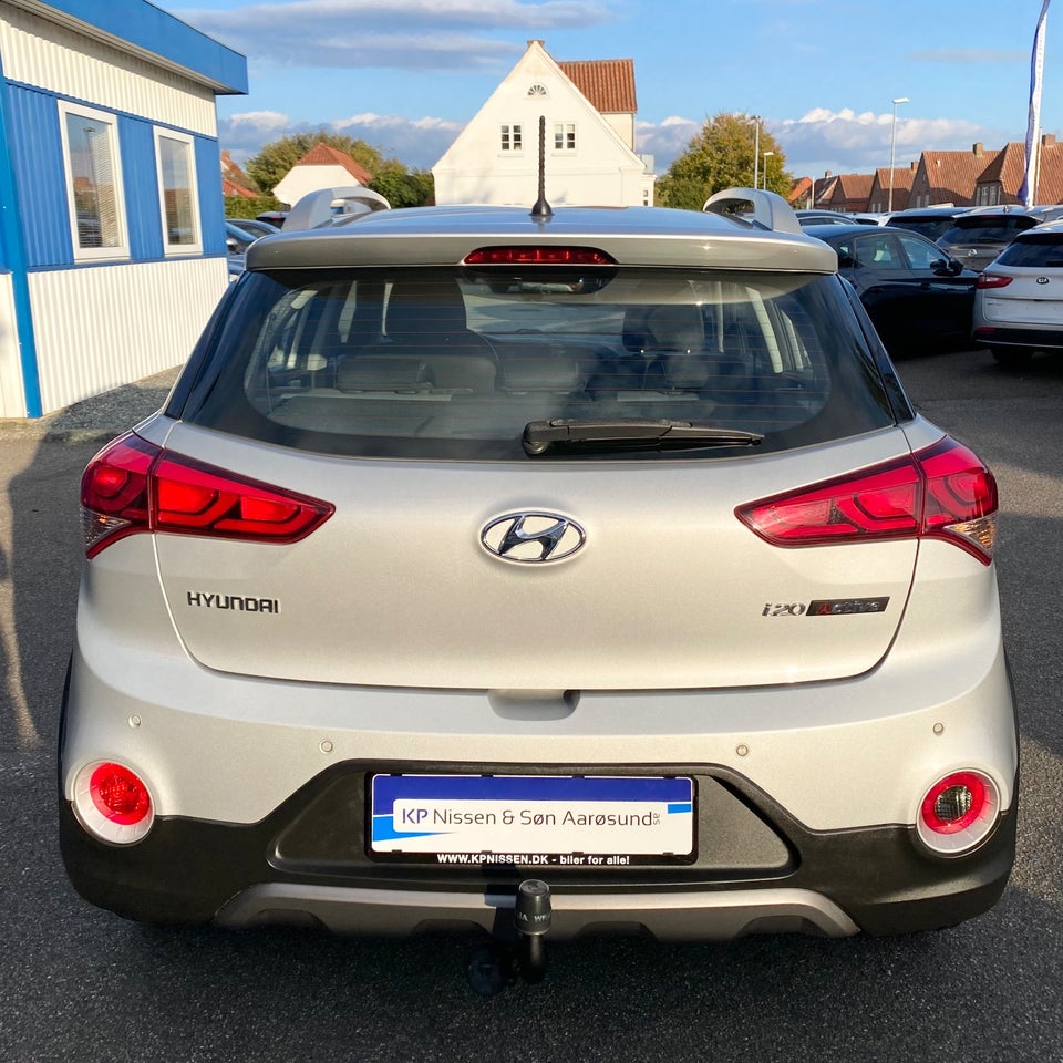 Hyundai i20 Active Cross 1,0 T-GDi Life 5d