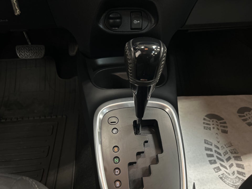 Toyota Yaris 1,5 Hybrid H2 e-CVT 5d