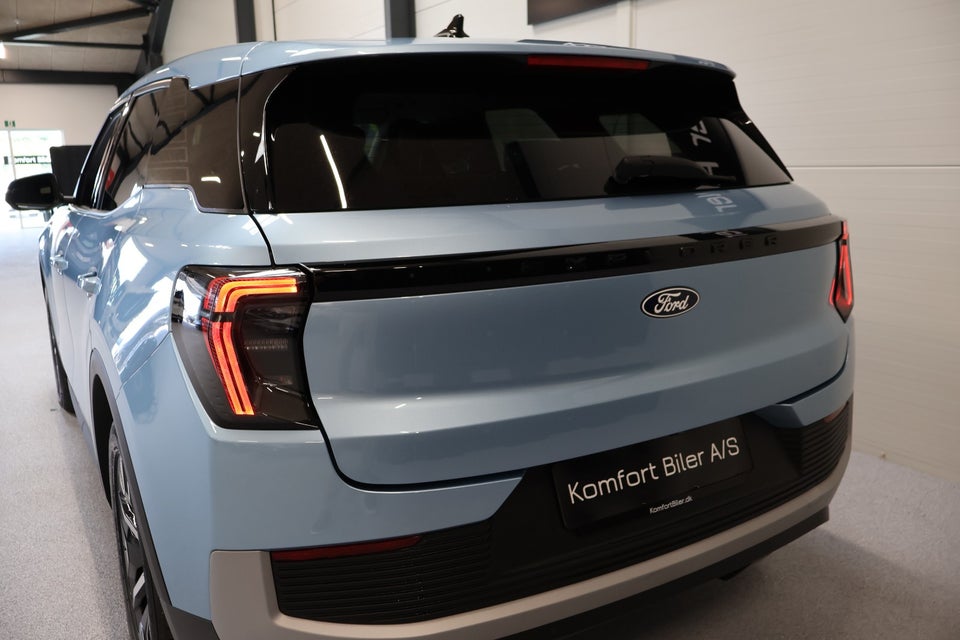 Ford Explorer 77 Select Extended Range 5d