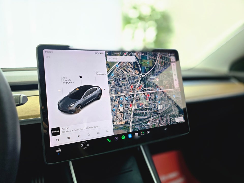 Tesla Model 3 Performance AWD 4d