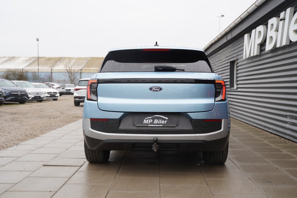 Ford Explorer 79 Premium Extended Range AWD 5d