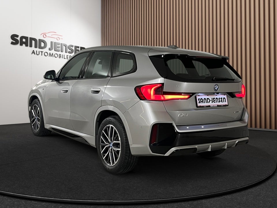 BMW iX1 xDrive30 X-Line 5d