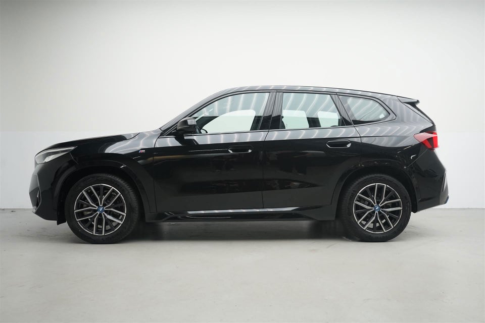 BMW iX1 xDrive30 M-Sport 5d