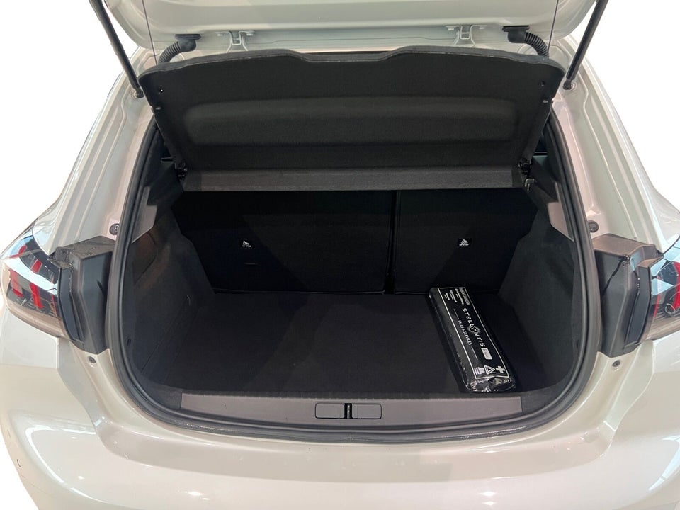 Peugeot e-208 50 Allure 5d