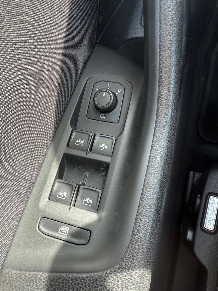 VW Passat 1,4 TSi 150 Comfortline DSG 4d