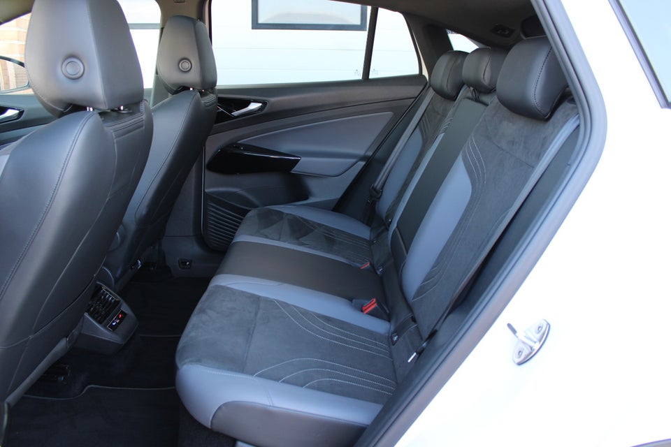 VW ID.5 77 Pro Performance 5d