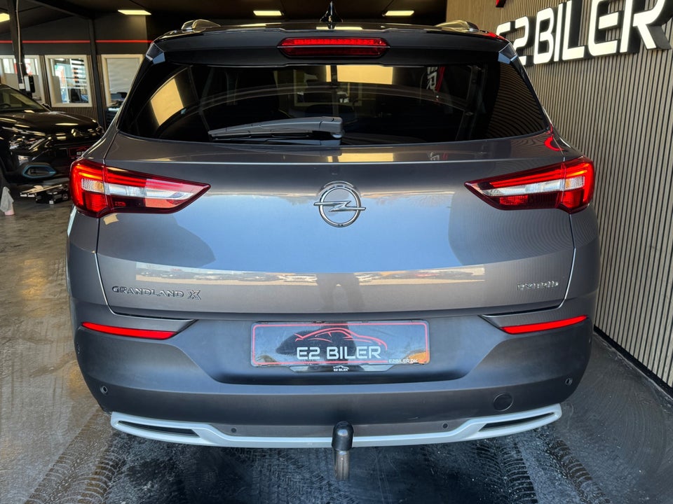 Opel Grandland X 1,6 Hybrid Ultimate aut. 5d