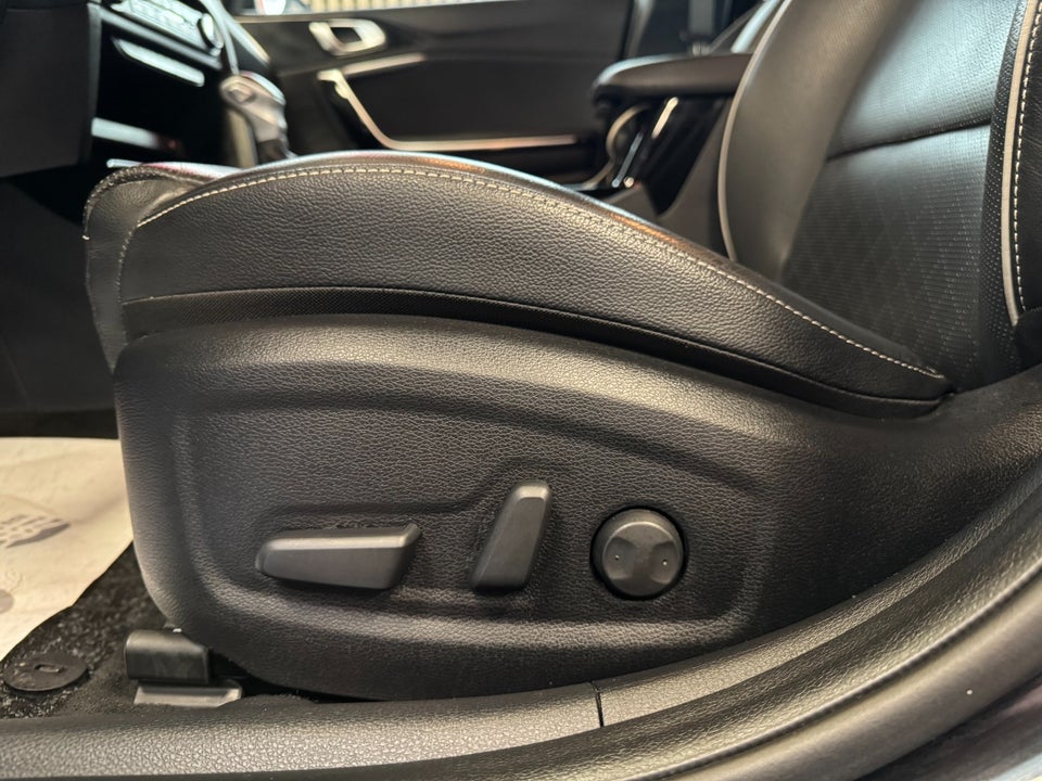 Kia XCeed 1,6 PHEV Upgrade DCT 5d