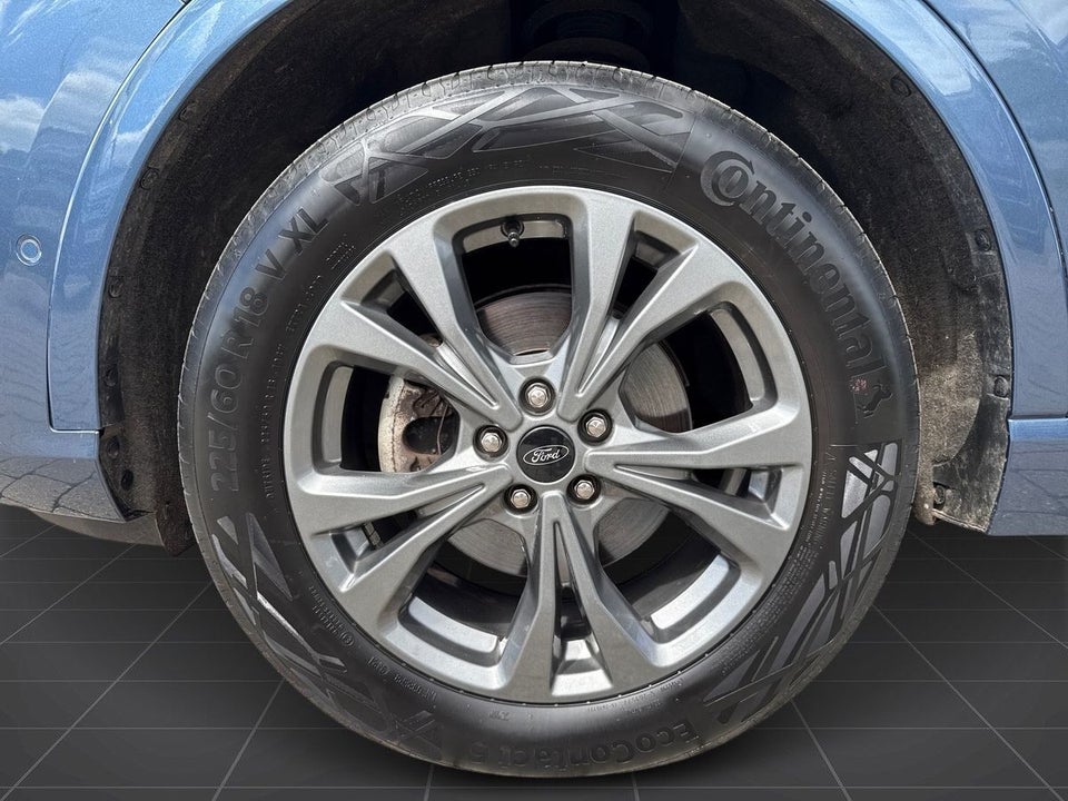 Ford Kuga 2,5 PHEV ST-Line X CVT 5d
