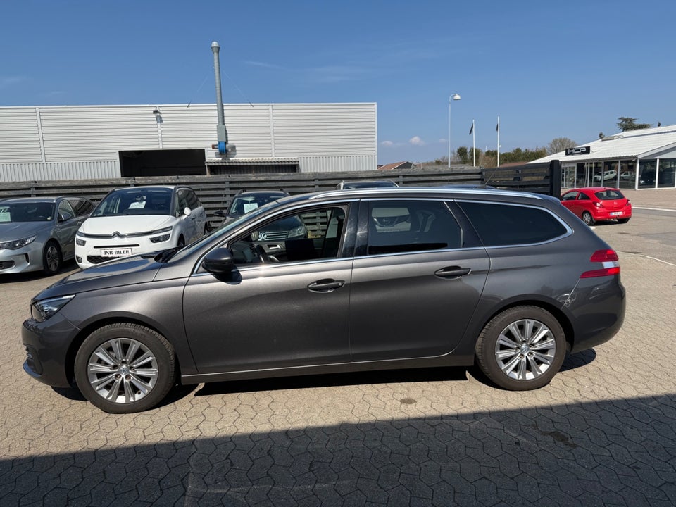 Peugeot 308 1,6 BlueHDi 120 Allure SW 5d