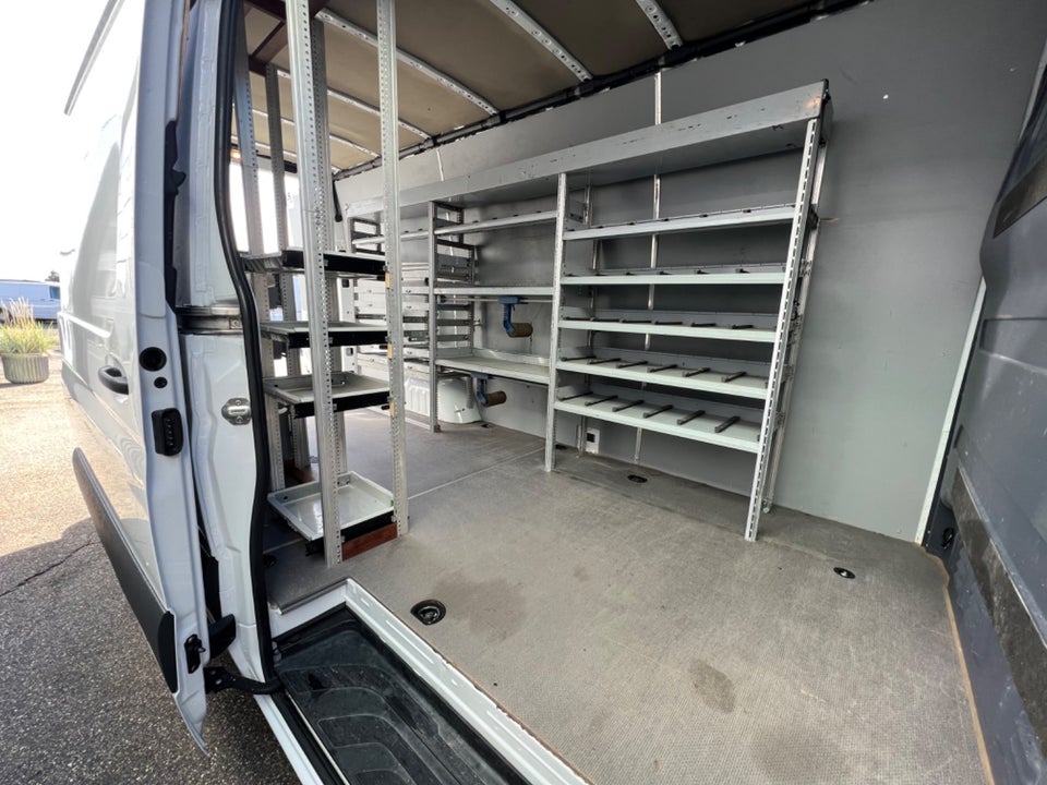 Mercedes Sprinter 319 3,0 CDi A3 Kassevogn aut. RWD