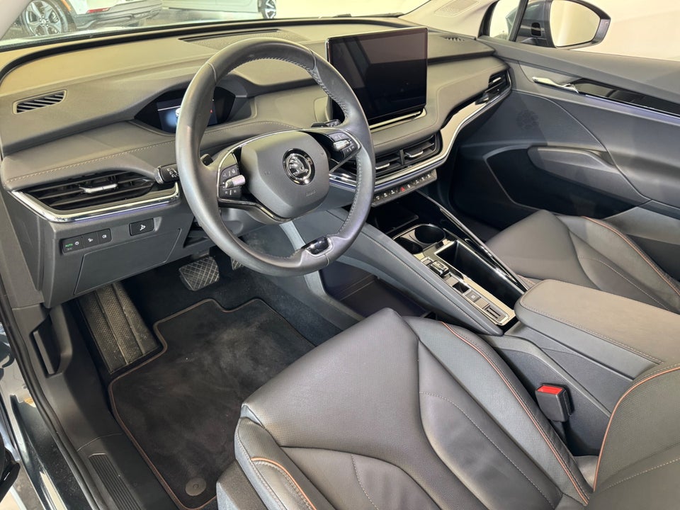 Skoda Enyaq 80 iV Suite 5d