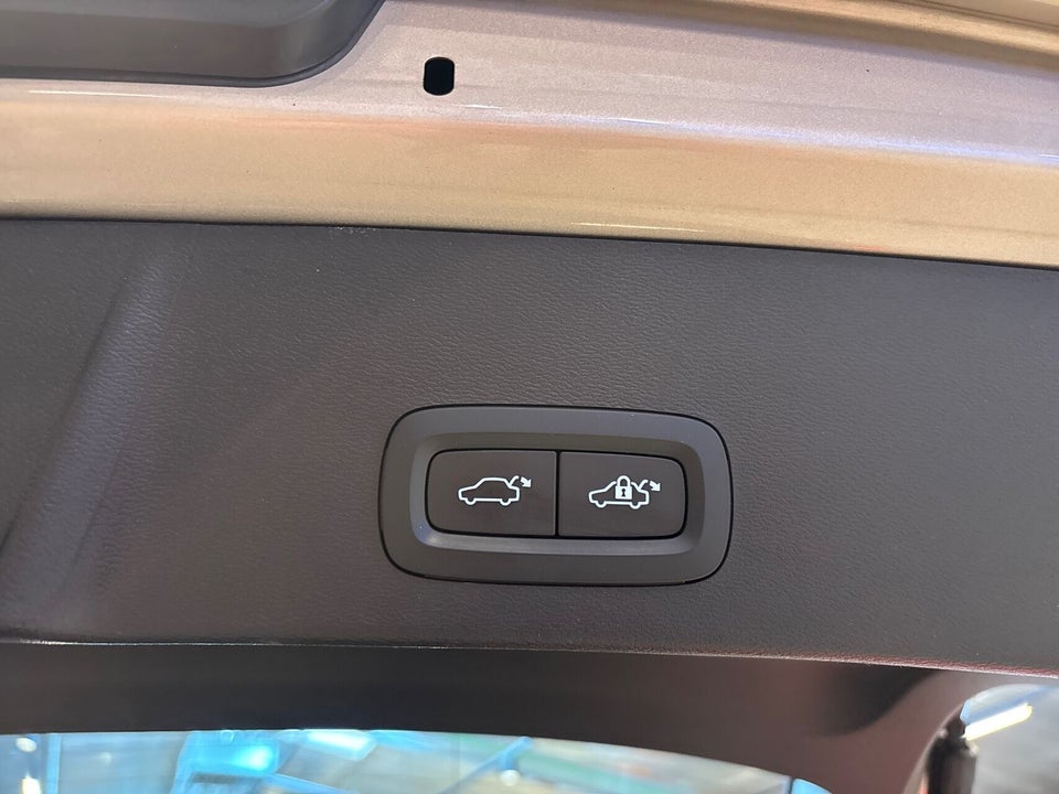 Volvo XC40 P8 ReCharge Twin Ultimate 5d