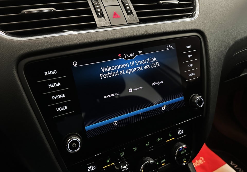 Skoda Octavia 1,6 TDi 115 Style DSG 5d