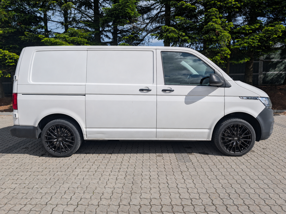 VW Transporter 2,0 TDi 150 Kassevogn DSG kort