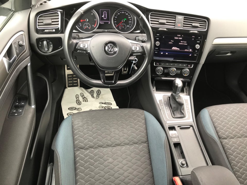 VW Golf VII 1,6 TDi 115 IQ.Drive 5d