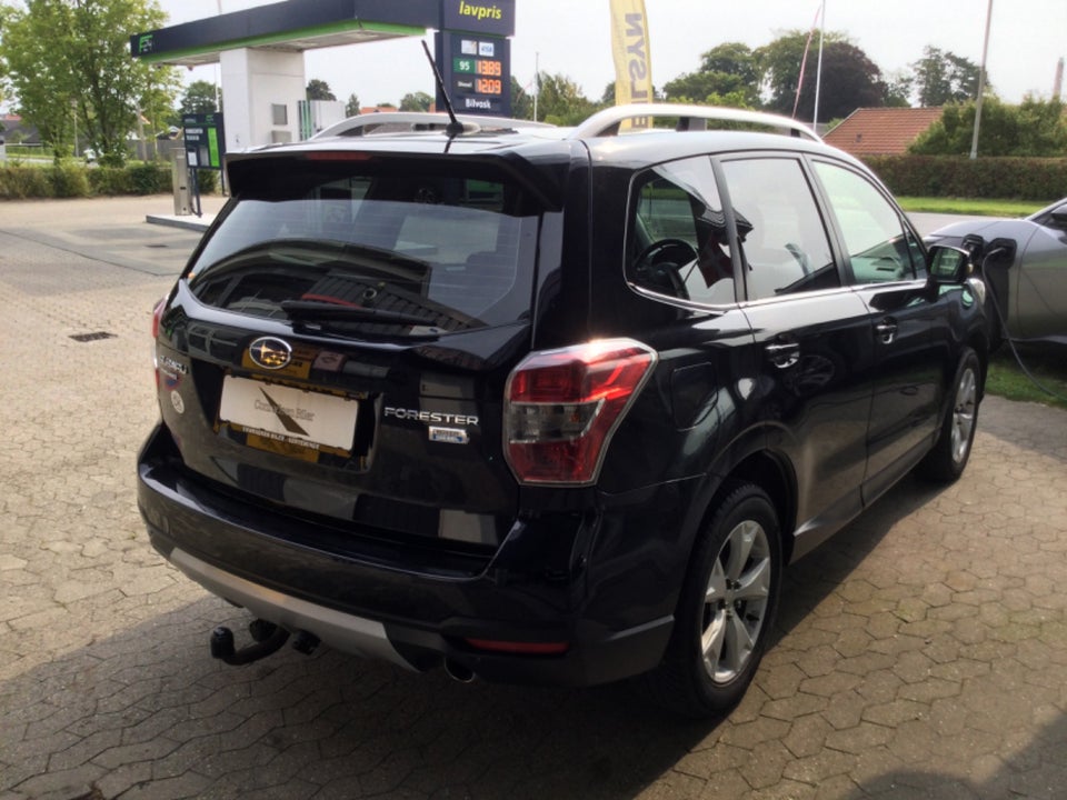 Subaru Forester 2,0 D XS CVT AWD 5d