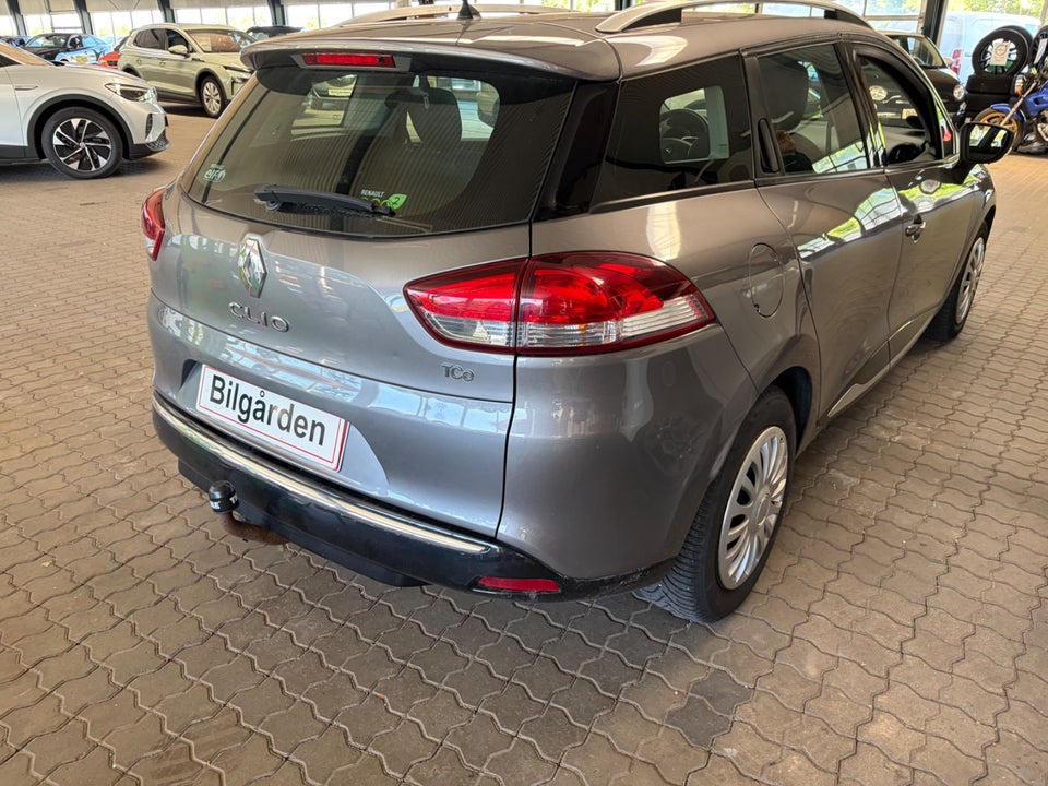 Renault Clio IV 0,9 TCe 90 Expression Sport Tourer 5d