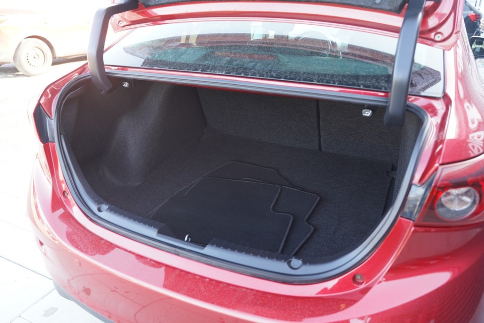 Mazda 3 2,0 SkyActiv-G 120 Vision aut. 4d