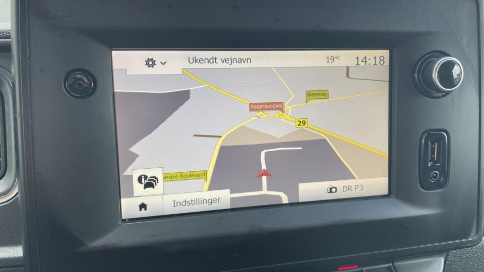 Renault Master V T33 2,0 dCi 150 L2H2 Kassevogn Tekno