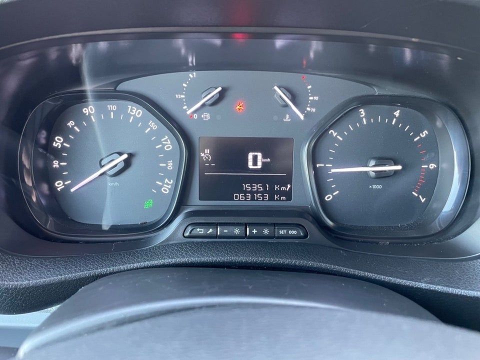 Opel Vivaro 2,0 D 122 L2V1