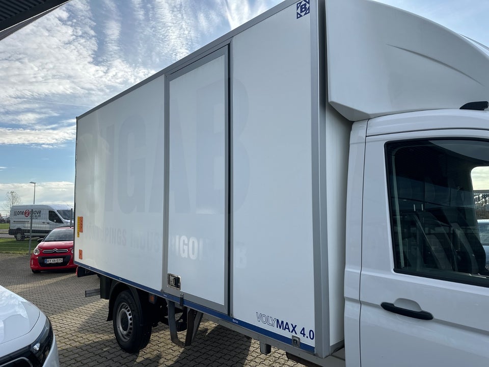 VW Crafter 35 2,0 TDi 177 Alukasse aut. 2d