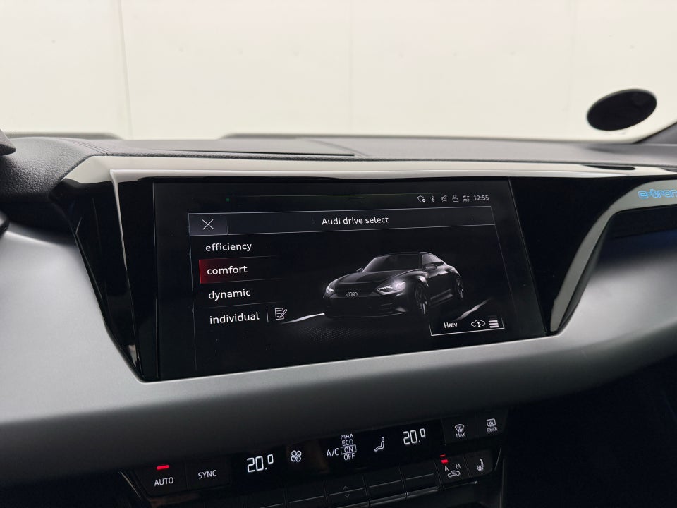 Audi e-tron GT quattro 4d