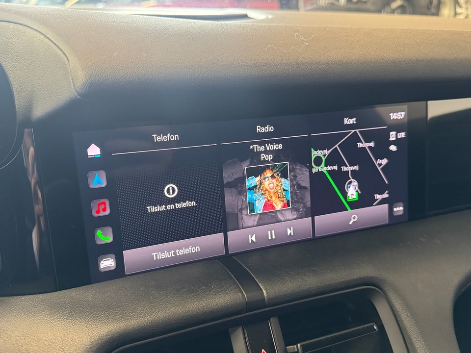 Porsche Taycan Performance+ 4d