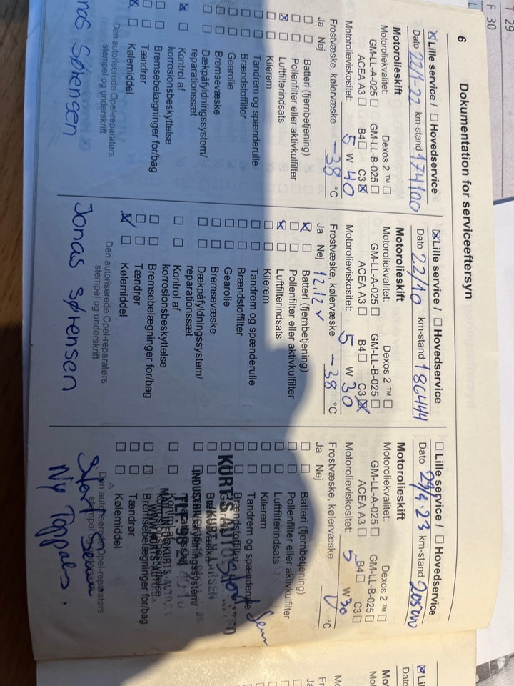 Opel Corsa 1,2 16V Cosmo 5d