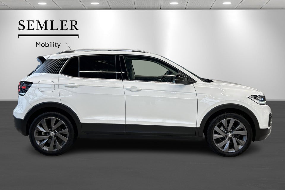 VW T-Cross 1,0 TSi 115 First Edition 5d