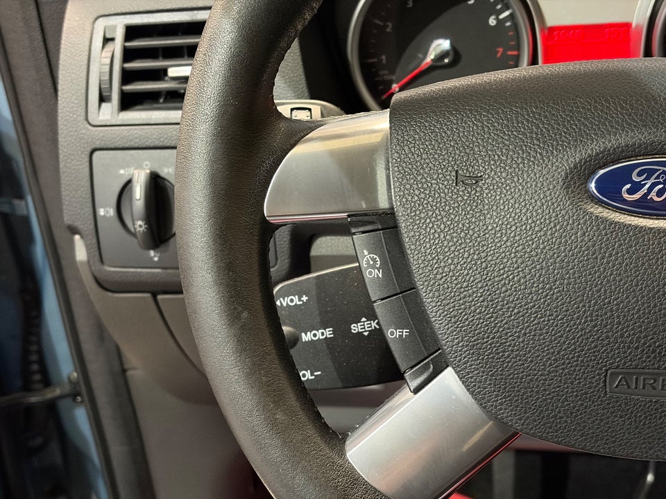 Ford C-MAX 1,6 Ambiente 5d