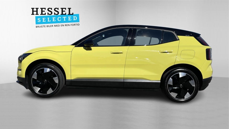 Volvo EX30 Extended Range Plus 5d