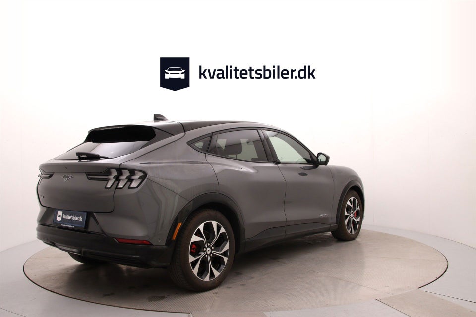 Ford Mustang Mach-E 75 Standard Range AWD 5d