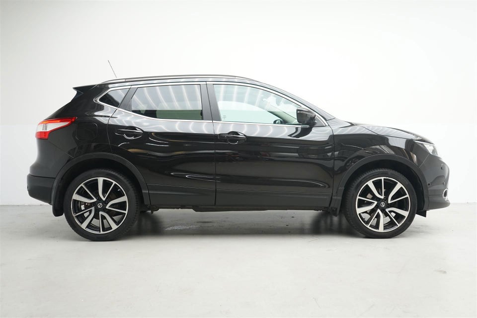 Nissan Qashqai 1,6 dCi 130 Tekna 5d