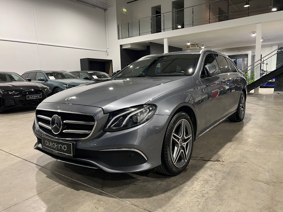 Mercedes E300 de 2,0 Advantage stc. aut. 5d