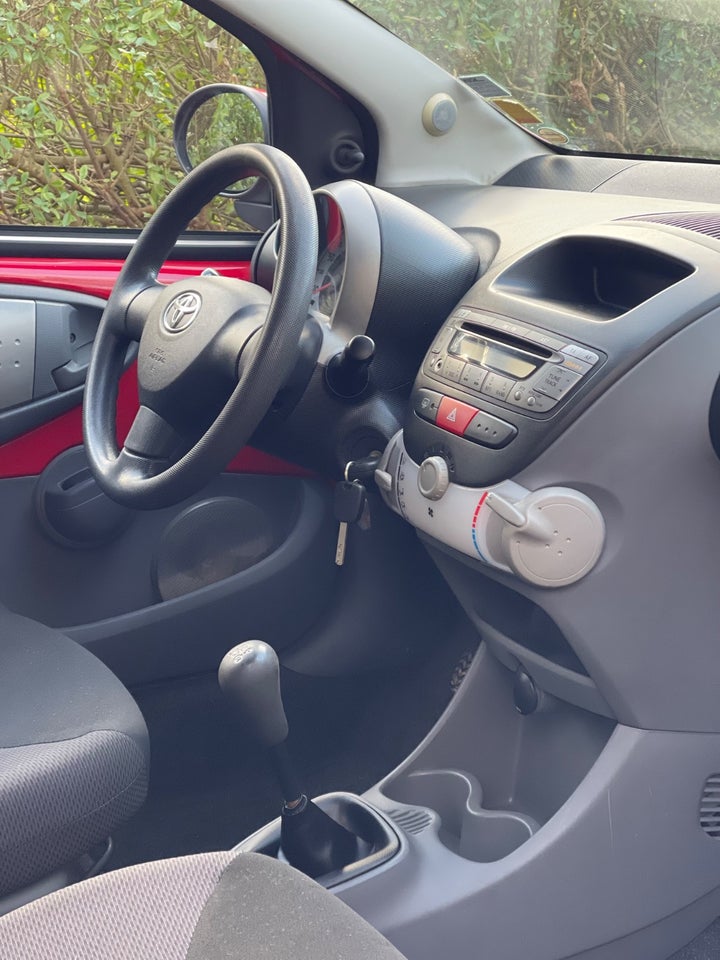 Toyota Aygo 1,0 Plus 5d