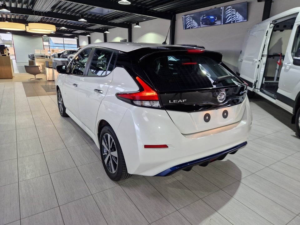 Nissan Leaf 40 Acenta 5d