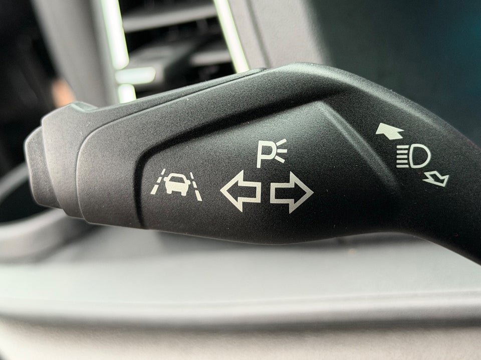 Ford Transit Custom 320L 2,0 TDCi 185 Sport aut.