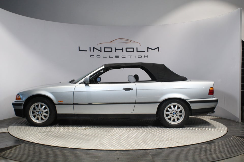 BMW 328i 2,8 Cabriolet 2d