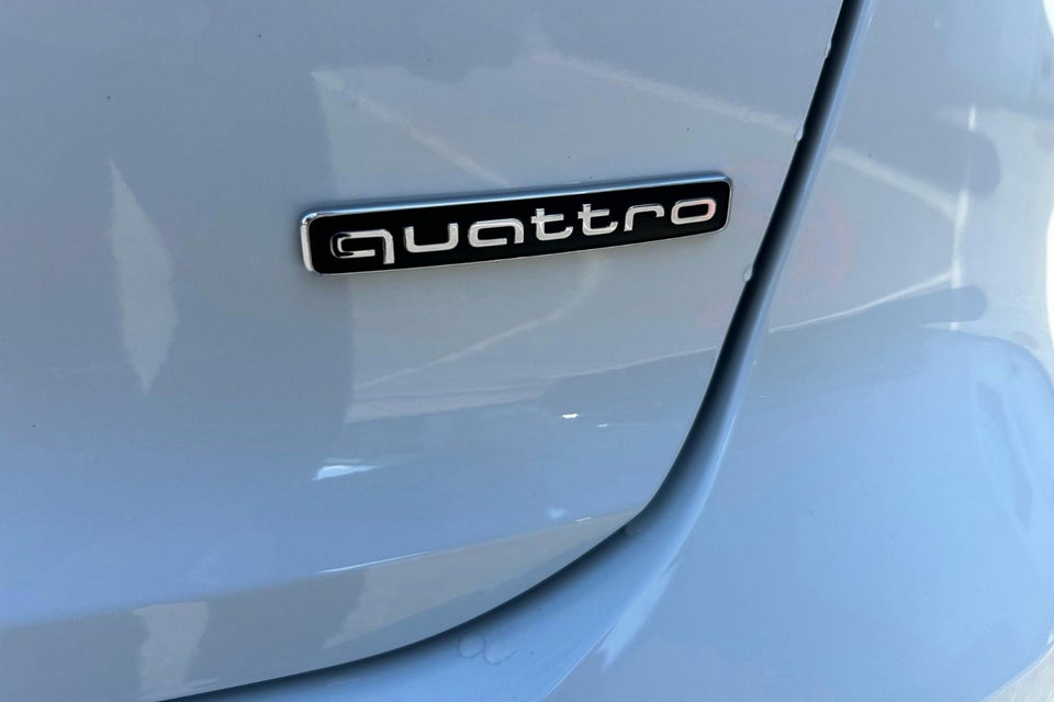 Audi Q4 e-tron 45 Attitude quattro 5d