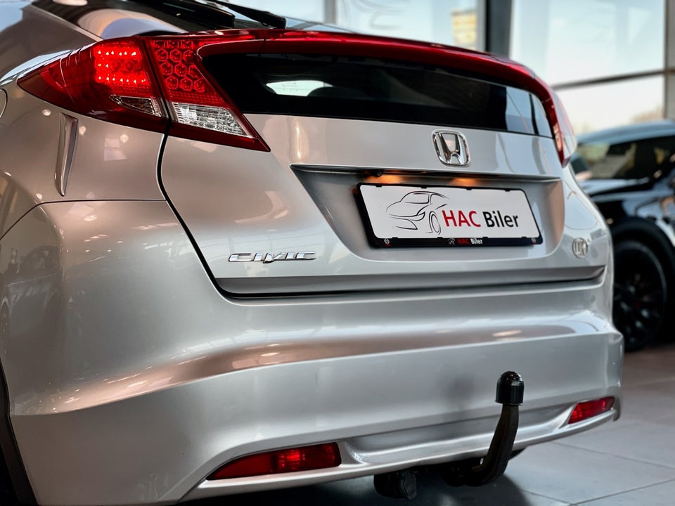 Honda Civic 1,6 i-DTEC Sport 5d