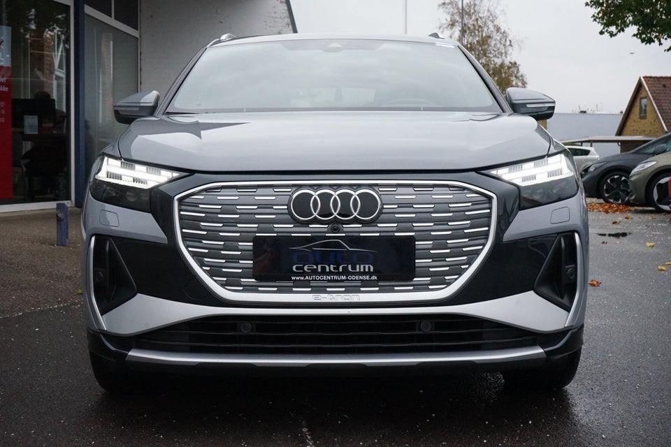 Audi Q4 e-tron 40 S-line 5d