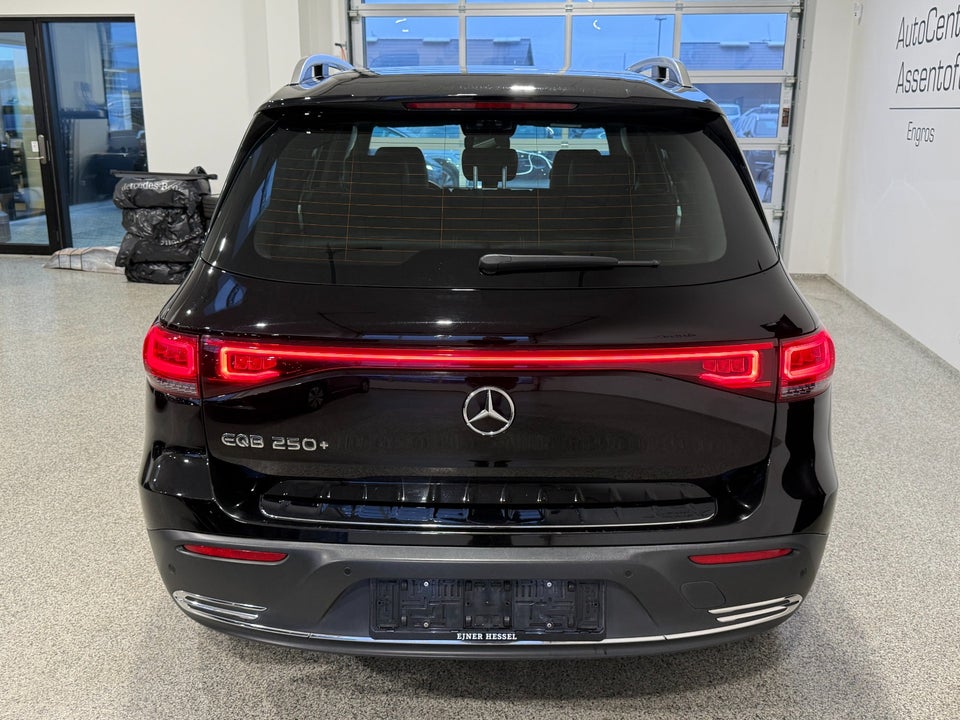 Mercedes EQB250+ Progressive 7prs 5d