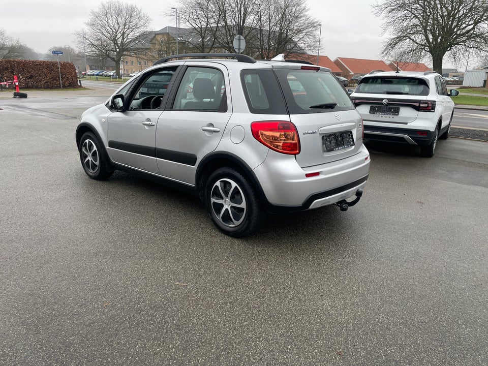 Suzuki SX4 1,6 CombiBack GLX 5d