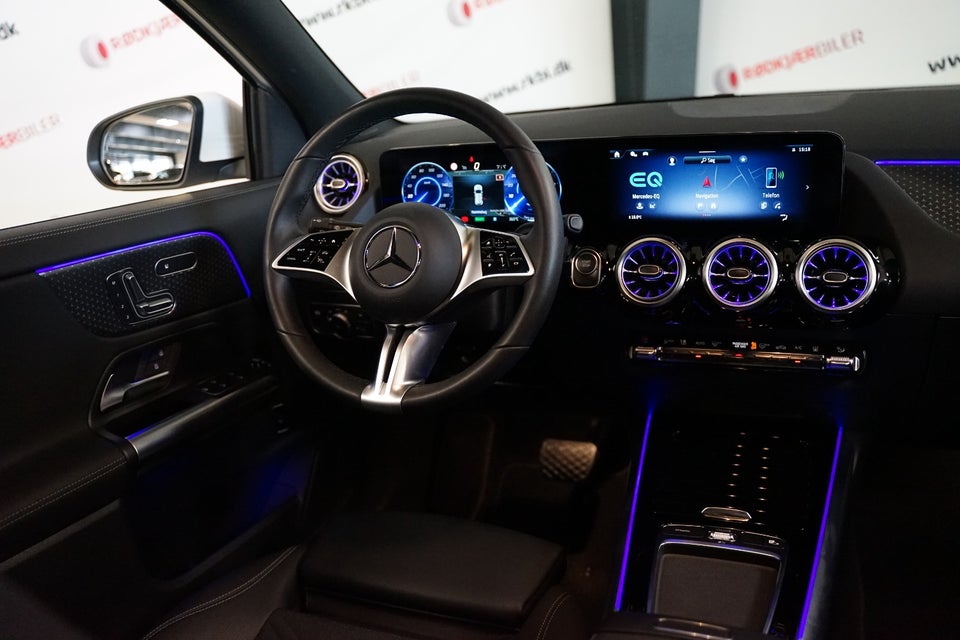 Mercedes EQA300 Progressive 4Matic 5d