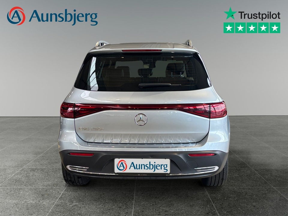 Mercedes EQB250+ Progressive 5d