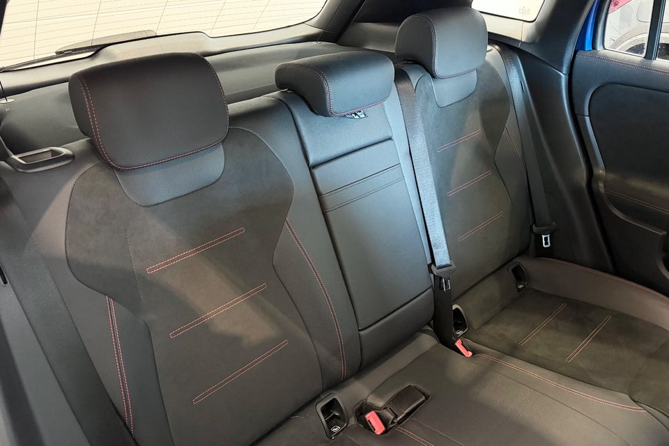 Mercedes EQA350 AMG Line 4Matic 5d