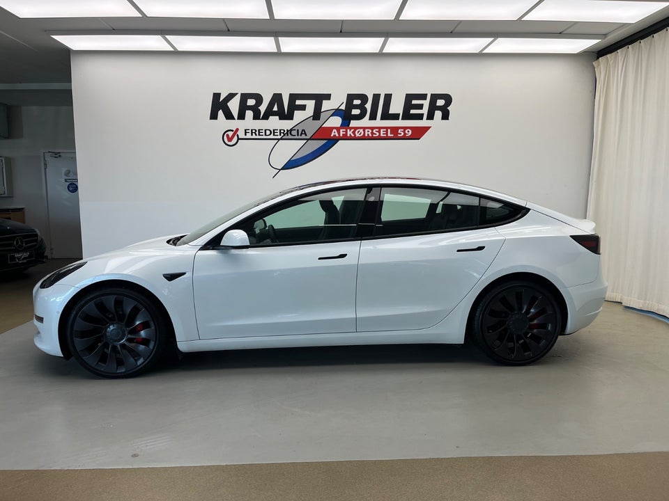 Tesla Model 3 Performance AWD 4d