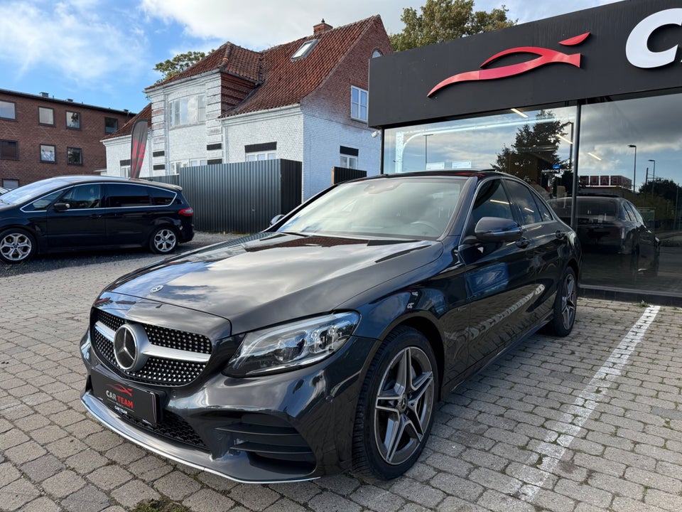 Mercedes C300 de 2,0 AMG Night Edition aut. 4d