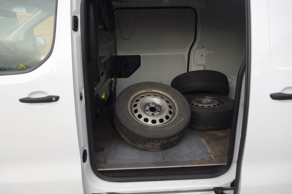 Toyota ProAce 2,0 D 120 Long Comfort 5d